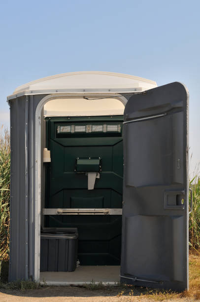 Best Emergency porta potty rental  in St James City, FL